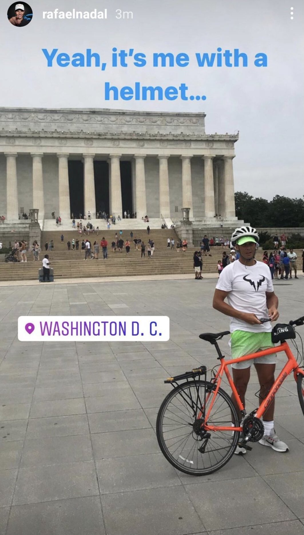 "Это я в шлеме". Рафаэль Надаль поделился фото с прогулки по Вашингтону — Новости тенниса на GoTennis.ru