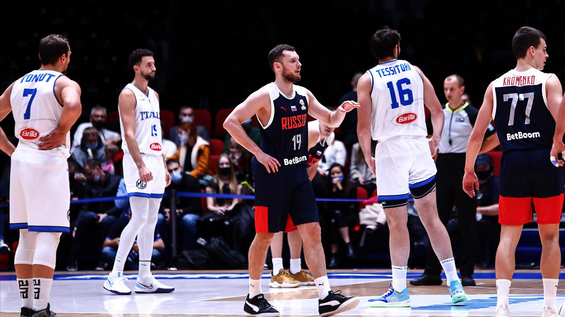Баскетбол | Захар Пашутин: Сборная России показывает высокую самоотдачу в отборе на чемпионат мира.